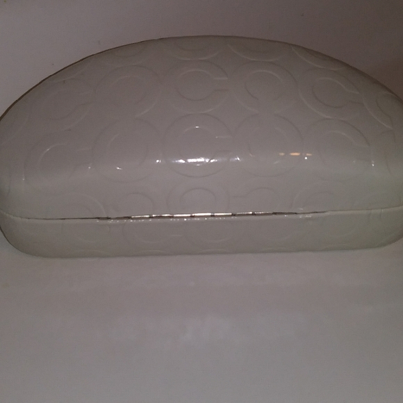 Coach sunglass case - Picture 3 of 6